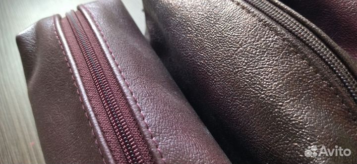 Косметичка кожаная новая