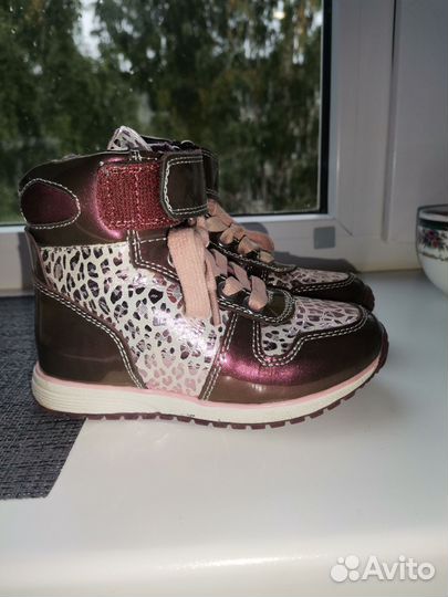Ботинки для девочки