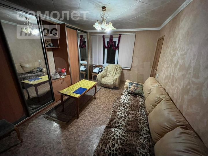 4-к. квартира, 63 м², 3/5 эт.