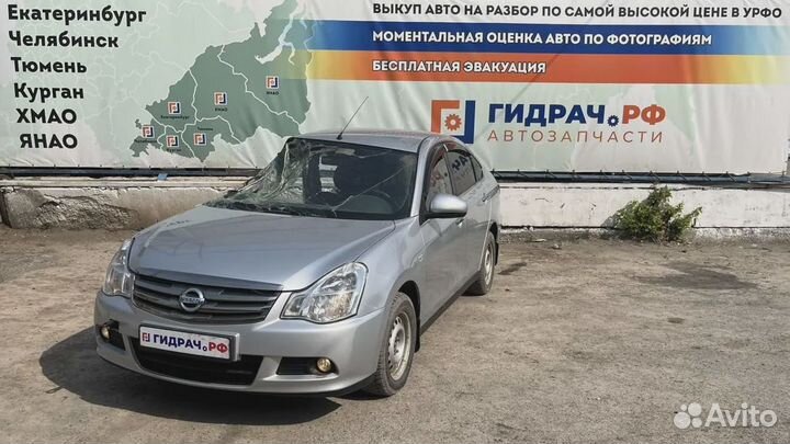 Накладка порога внутренняя задняя левая Nissan Almera (G15) 769B7-4AA0A