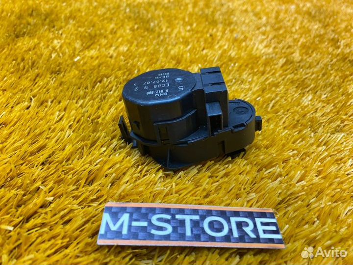 Привод заслонки отопителя правый Bmw 5-Series E60