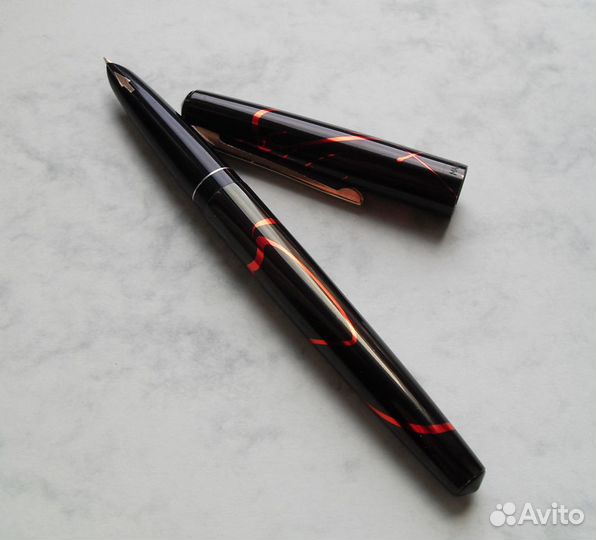 Перьевая ручка Wing Sung 812. Китай 70-80 гг