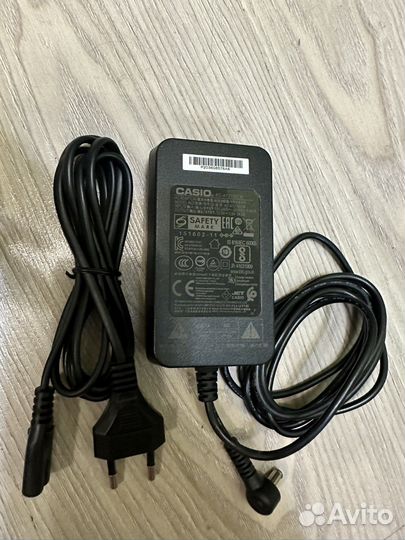 Адаптер питания для синтезатора