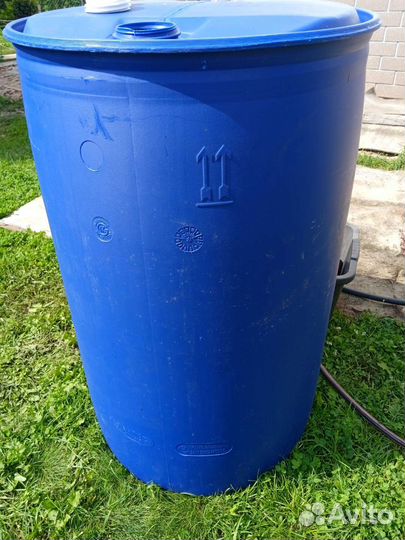 Бочка пластиковая бу 227л