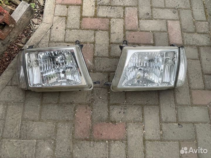 Передние фары toyota land cruiser 100 оригинал
