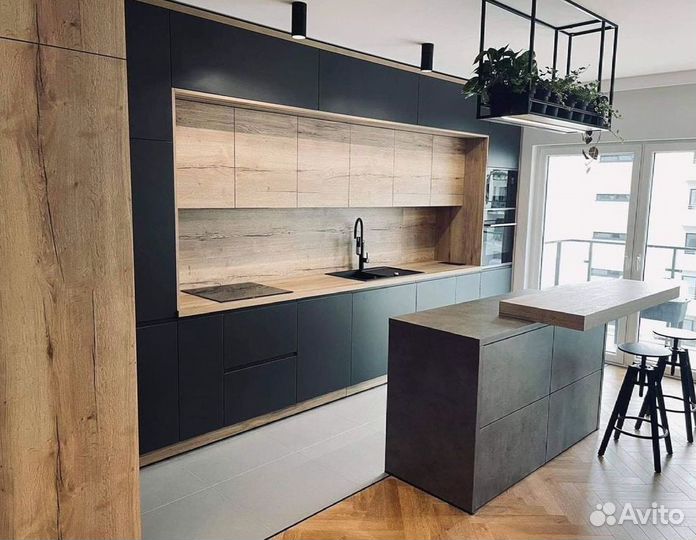 Современная кухня на заказ с островом