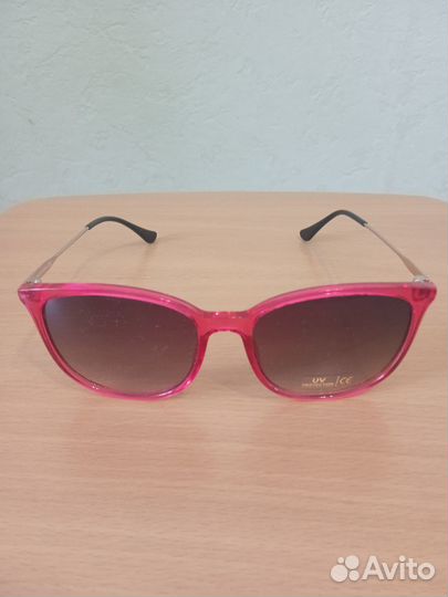 Очки солнцезащитные женские. Франция UV Protection