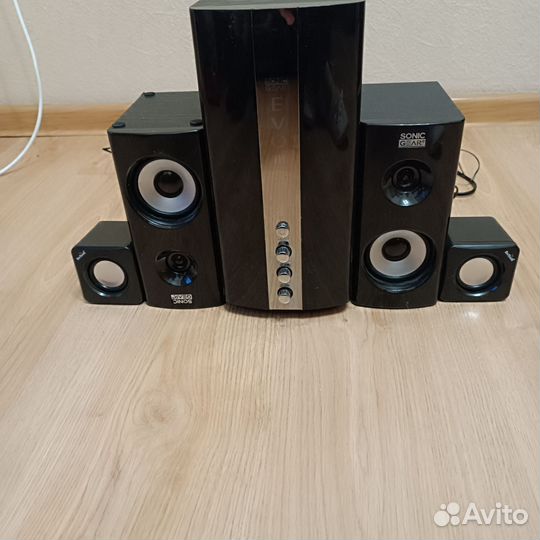 Домашний кинотеатр