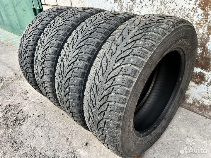 Nokian Tyres Hakkapeliitta 9 SUV 225/65 R17