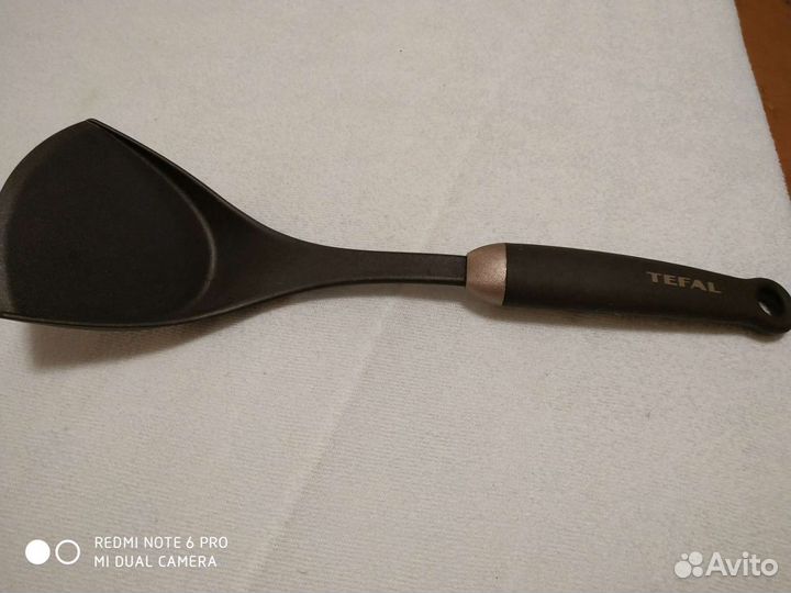 Лопатка, крышка (20см) и ручка 