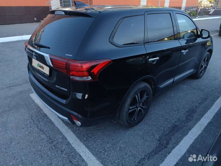 Mitsubishi Outlander 2.0 CVT, 2018, 118 000 км