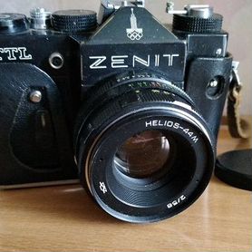 Фотоаппарат зенит-Е, объектив helios-44M,СССР