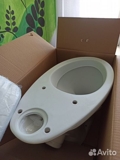 Унитаз новый без бачка