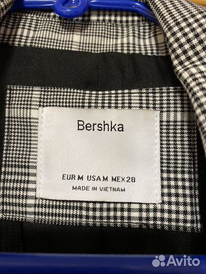 Пиджак женский bershka