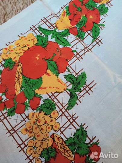 Скатерть и 4 салфетки Лён СССР всё за 500