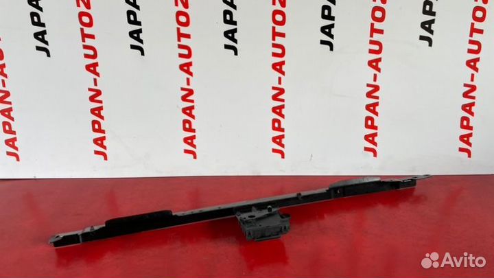 Распорка кузова Audi A4 B8 1.8 tfsi cdhb 2009