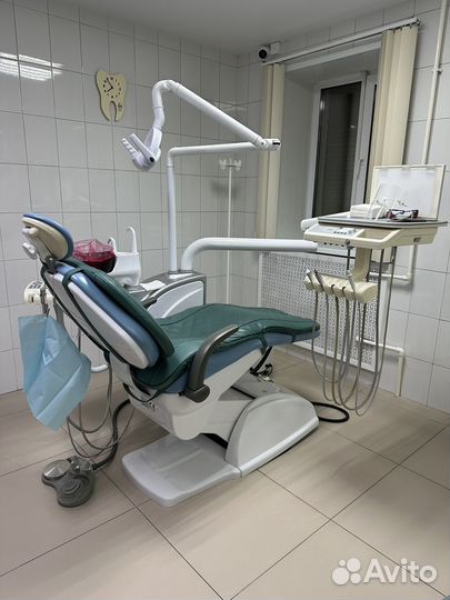 Стоматологическое кресло Ajax