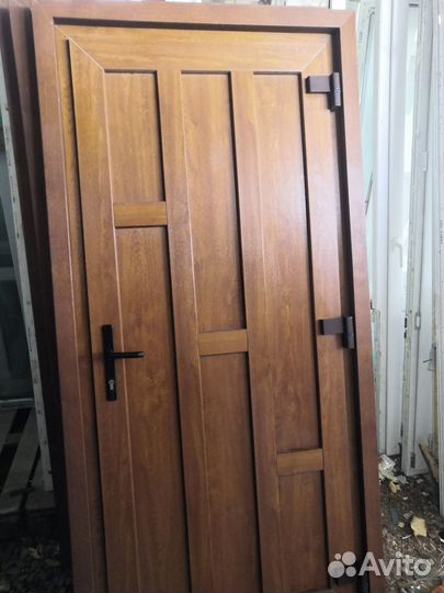 Дверь входная пвх бу