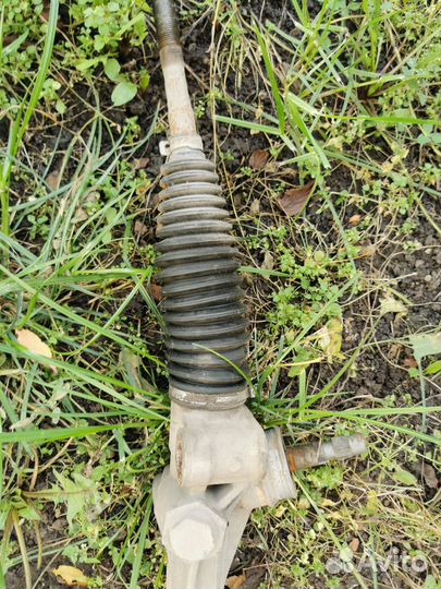 Рулевая рейка Toyota RAV 4