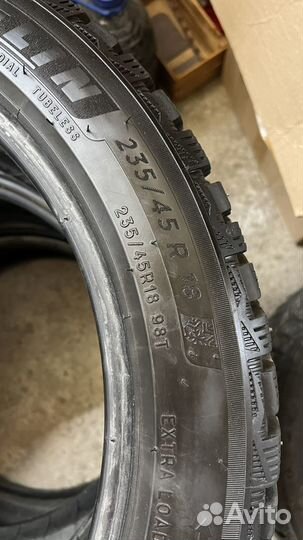 Michelin X-Ice North 4 235/45 R18