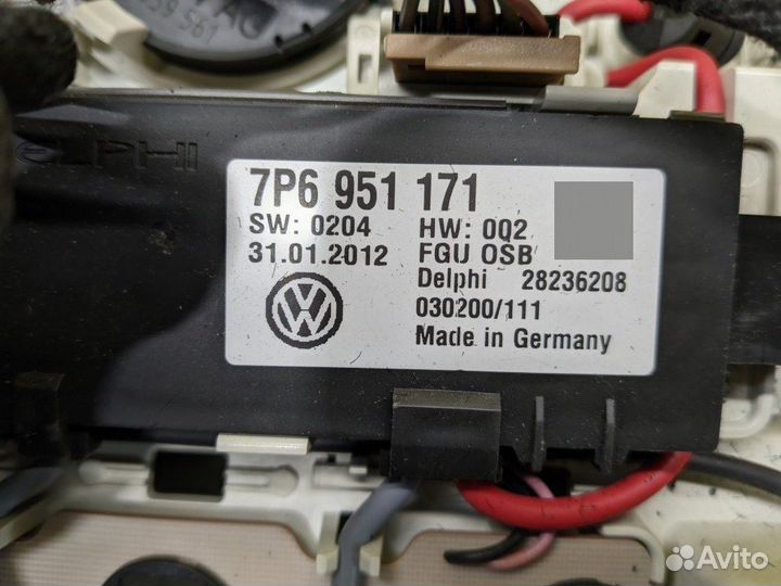 Плафон салонный Volkswagen Touareg 7P5 cgea 3.0