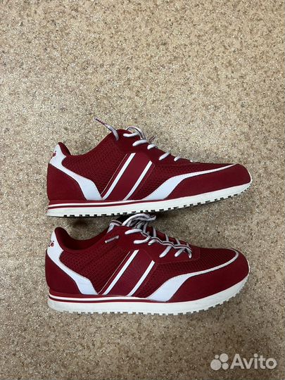 Кроссовки bosco