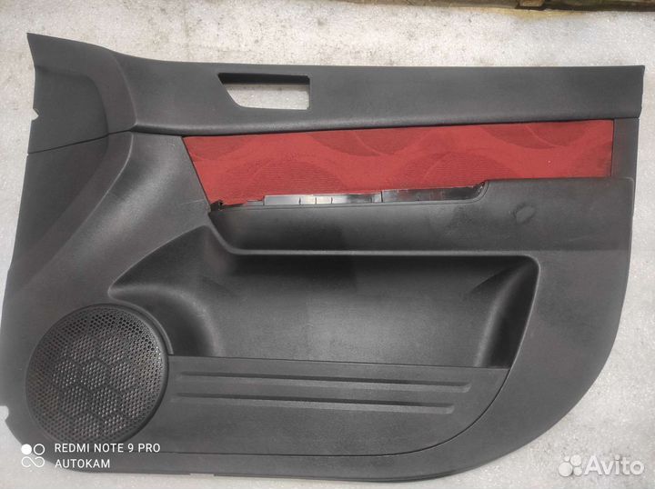 Обшивка двери правой передняя Hyundai getz