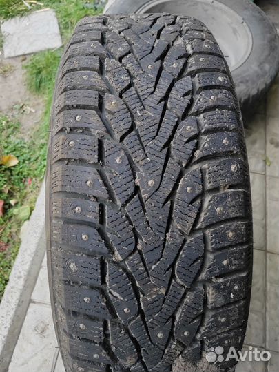 Zmax Winternova Stud III 235/65 R17