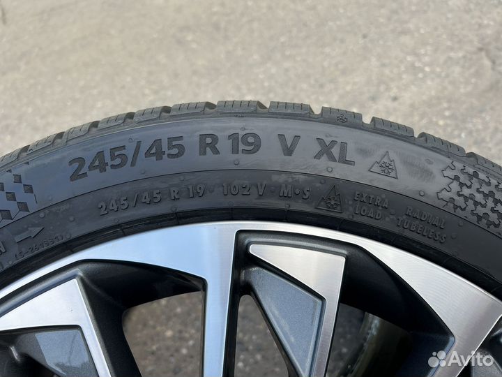 R19 Continental WinterContact TS 870 P 245/45, PCD 5x112 DIA 66.6