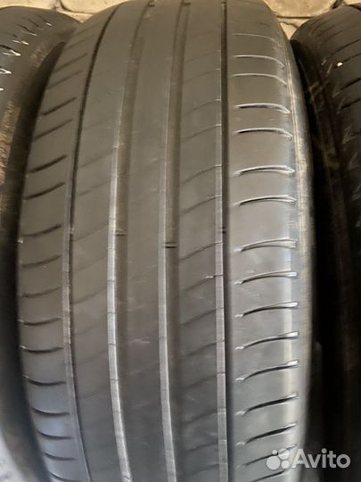 Michelin Maxi Ice 215/65 R16