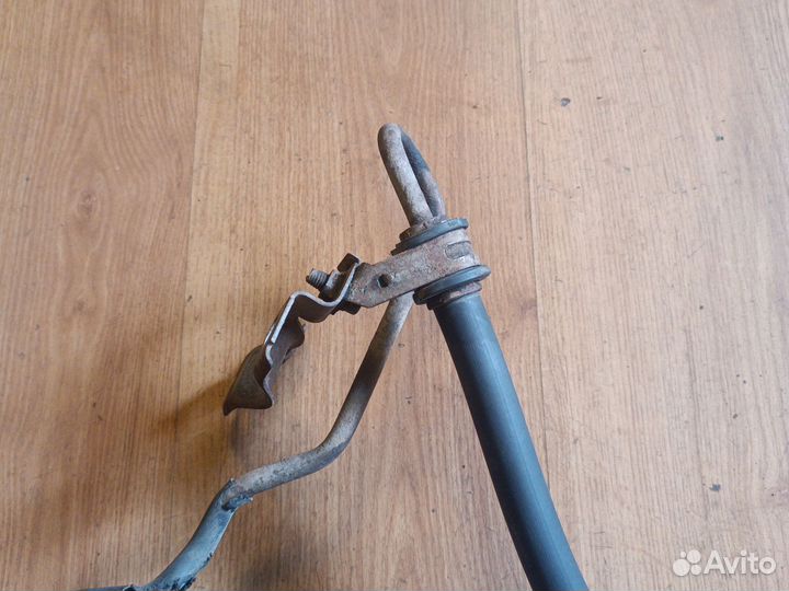 Трубка гур mitsubishi outlander 1