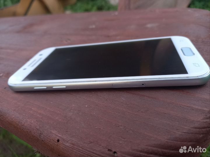 Samsung Galaxy A5 (2017) SM-A520F/DS, 3/32 ГБ