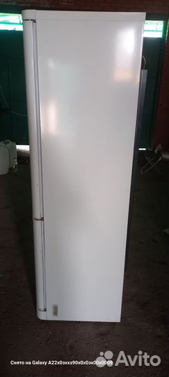 Холодильник indesit