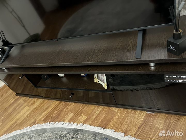 Тумба под телевизор