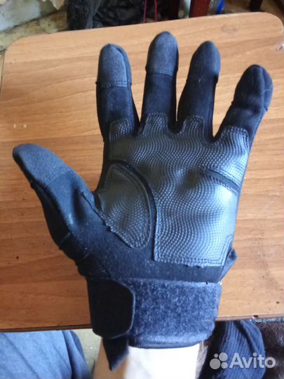 Перчатки военные