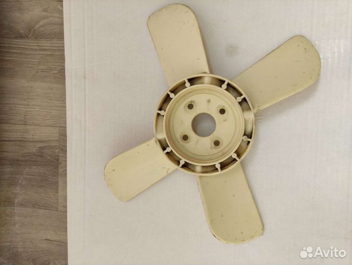 Вентилятор системы охлаждения на Москвич