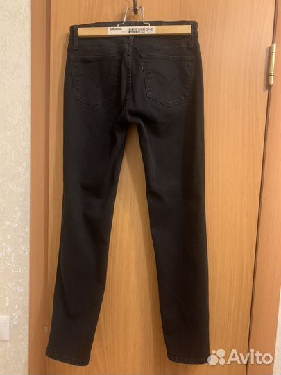 Джинсы levis 712