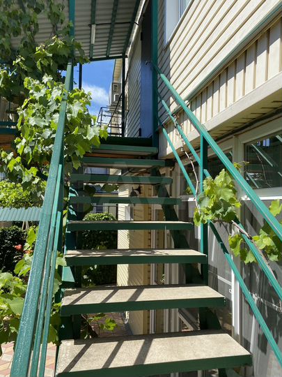 Комната 45 м² в 2-к., 2/2 эт.