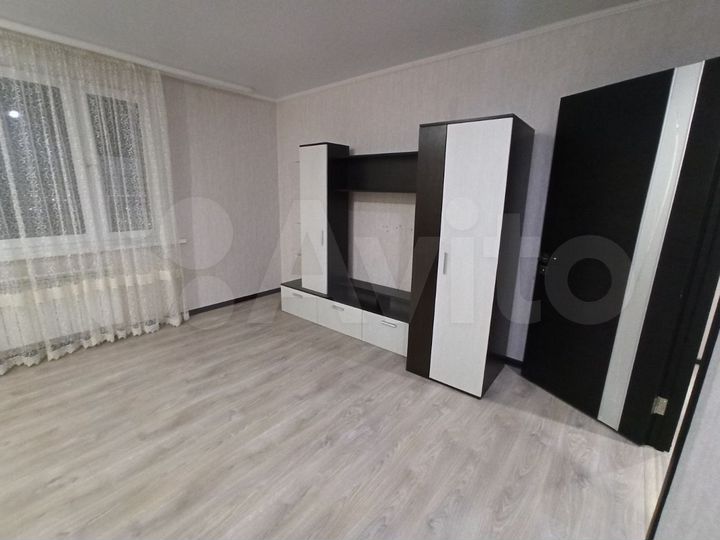 2-к. квартира, 60 м², 11/17 эт.