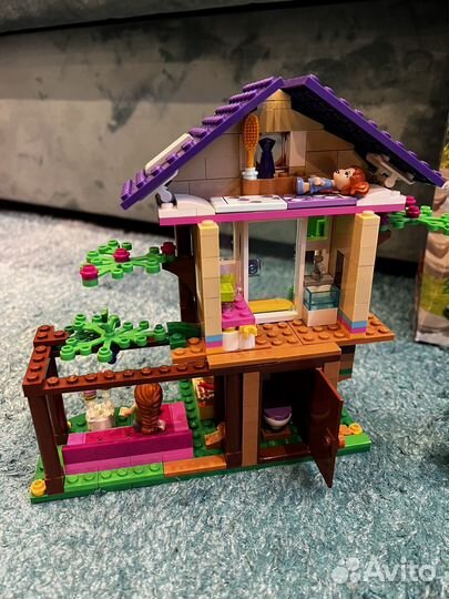 Конструктор Lego Friends Домик в лесу, 41679