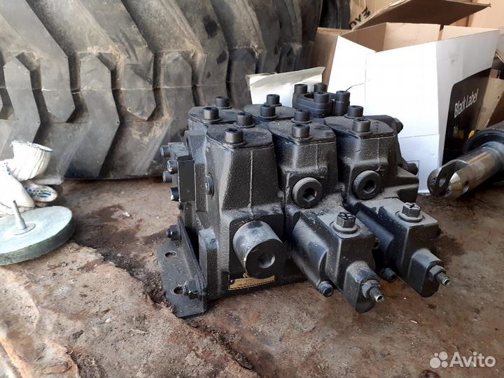 Гидрорасдределитель кальмар