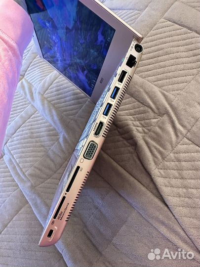 Ноутбук sony vaio i3 SVS131G1DV, SVS1312E3R