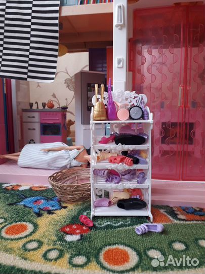 Домик кукольный