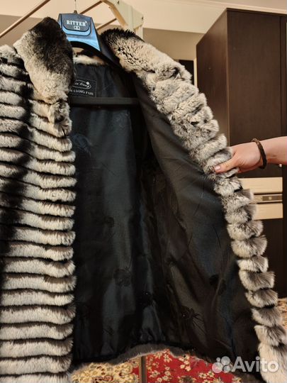 Полушубок из нат. Меха р. 46 отправляю avito