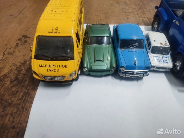 Машинки модельки