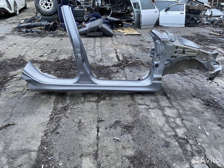 Порог правый Peugeot 206