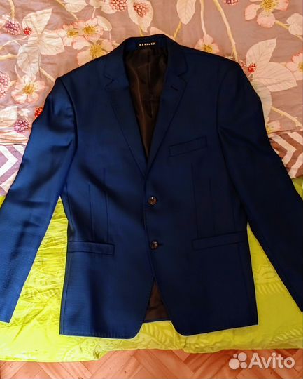 Классический костюм