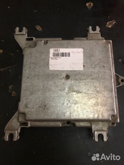 Блок управления двс Honda Integra