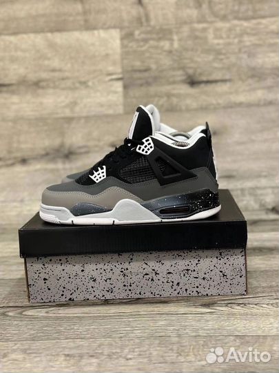 Nike Air jordan 4