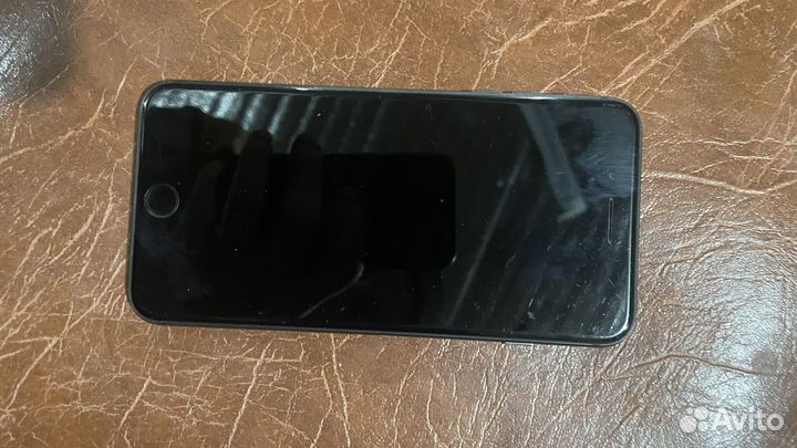 iPhone 8 Plus, 64 ГБ
